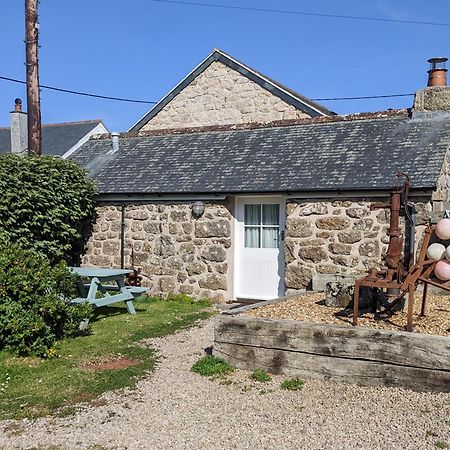 Little Barn Near Treen Cliffs And Beach Saint Levan ภายนอก รูปภาพ